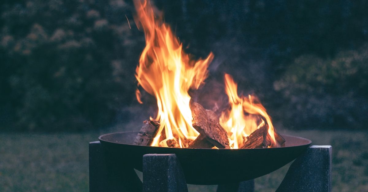 photo of a fire pit 