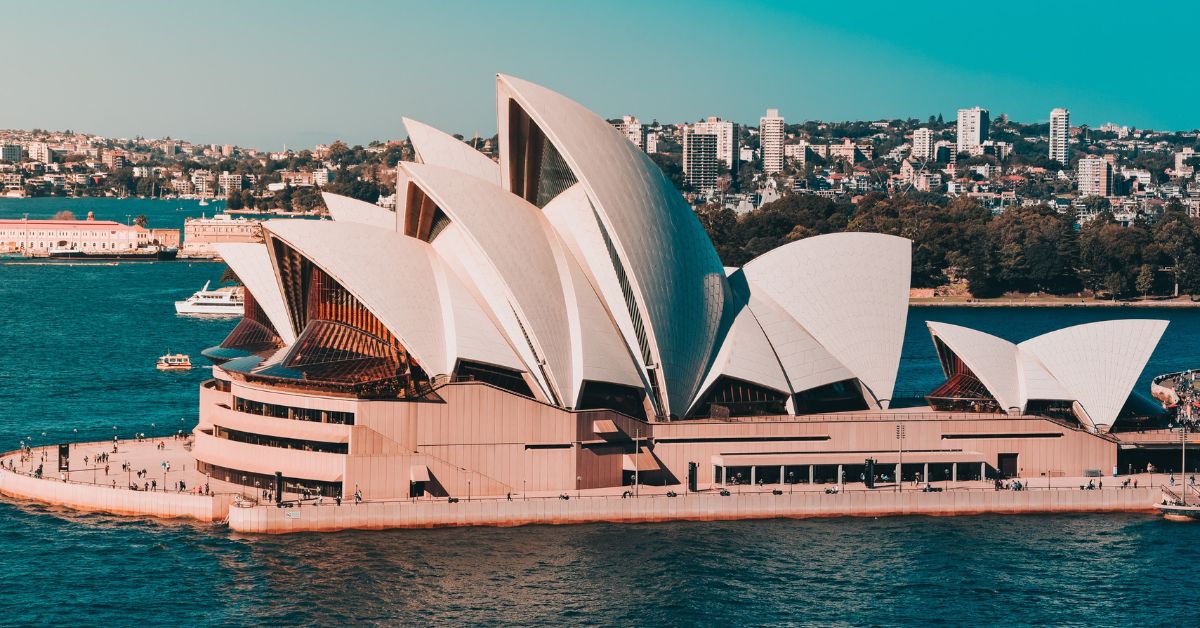 Sydney Opera House by Dean Bennett, Unsplash