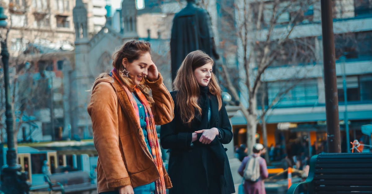 Two woman walking in Melbourne
